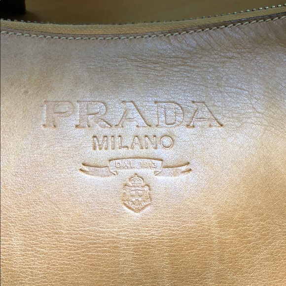 Prada leather purse - Picture 2 of 4